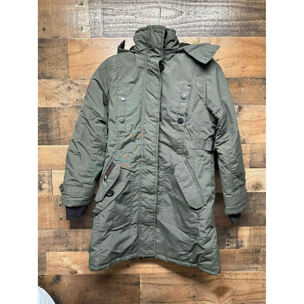 Canada‎ Weathergear Youth Snow Jacket with Fur Lined Hood Size Medium (10/12)